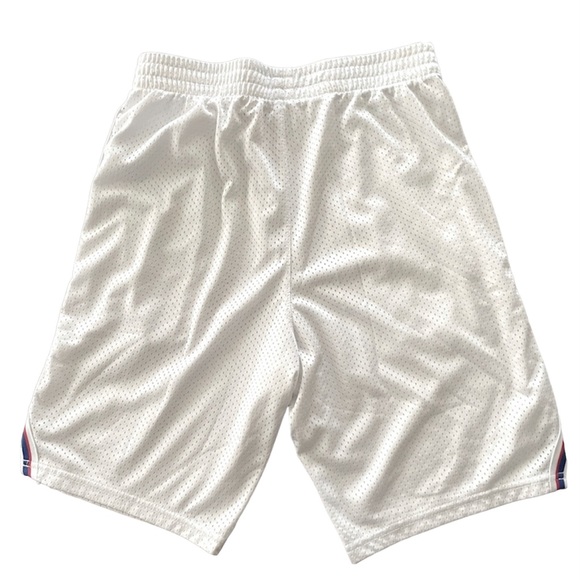 Champion Shorts - Picture 2 of 4